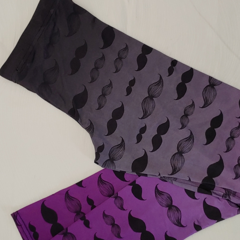 Hot Topic Women's Size 28 waist Leggings